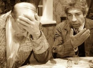 Повірили в маячню?