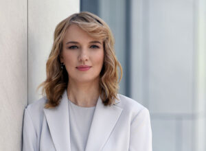 Із наступного року вчителям підвищать оклад на 30% – нардеп Олена Шуляк