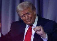 Тайфун на ім’я Дональд