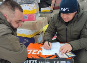 Досить красивих слів!