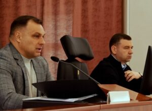 Зарплати освітянам, допомога запоріжцям, доплата транспортникам
